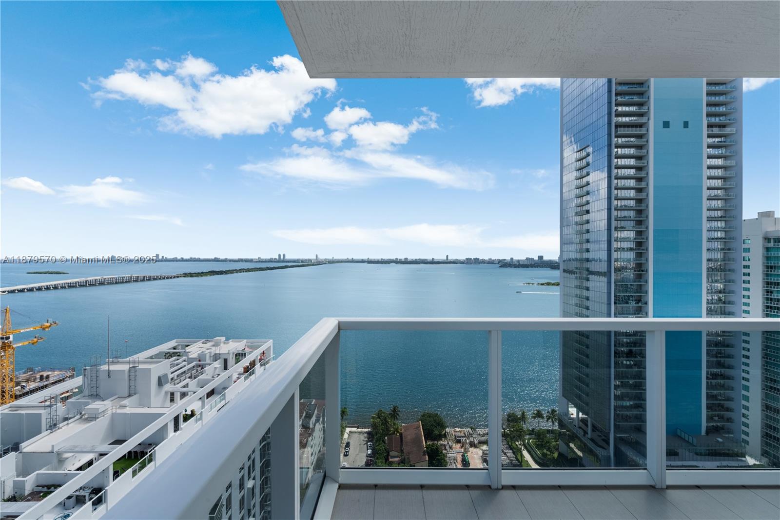 image Bay House Miami Condo14