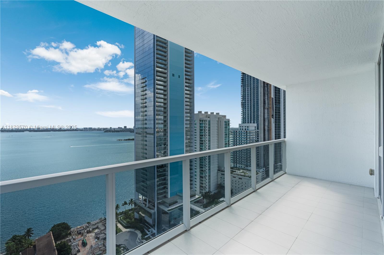 image Bay House Miami Condo16