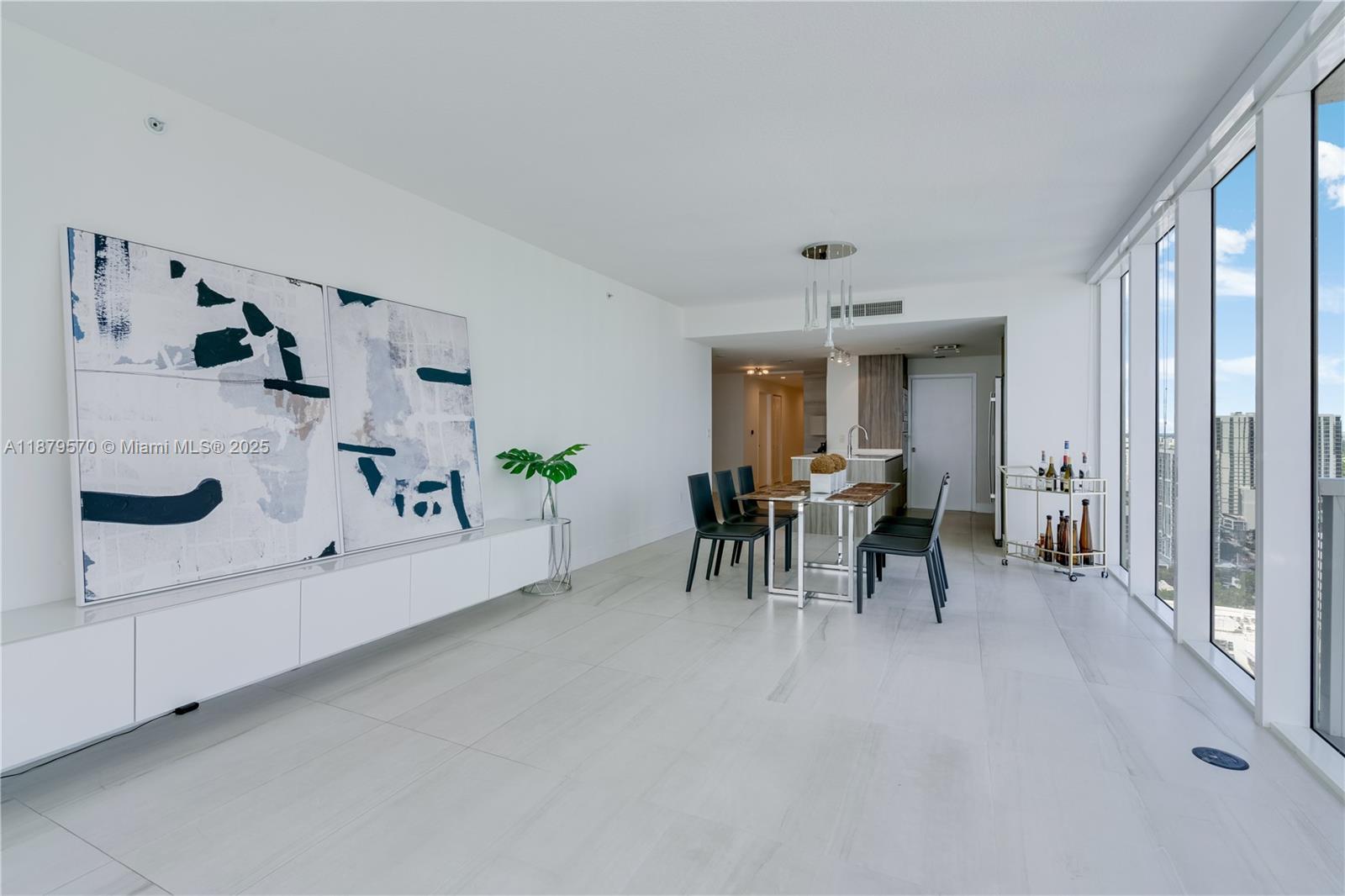 image Bay House Miami Condo18