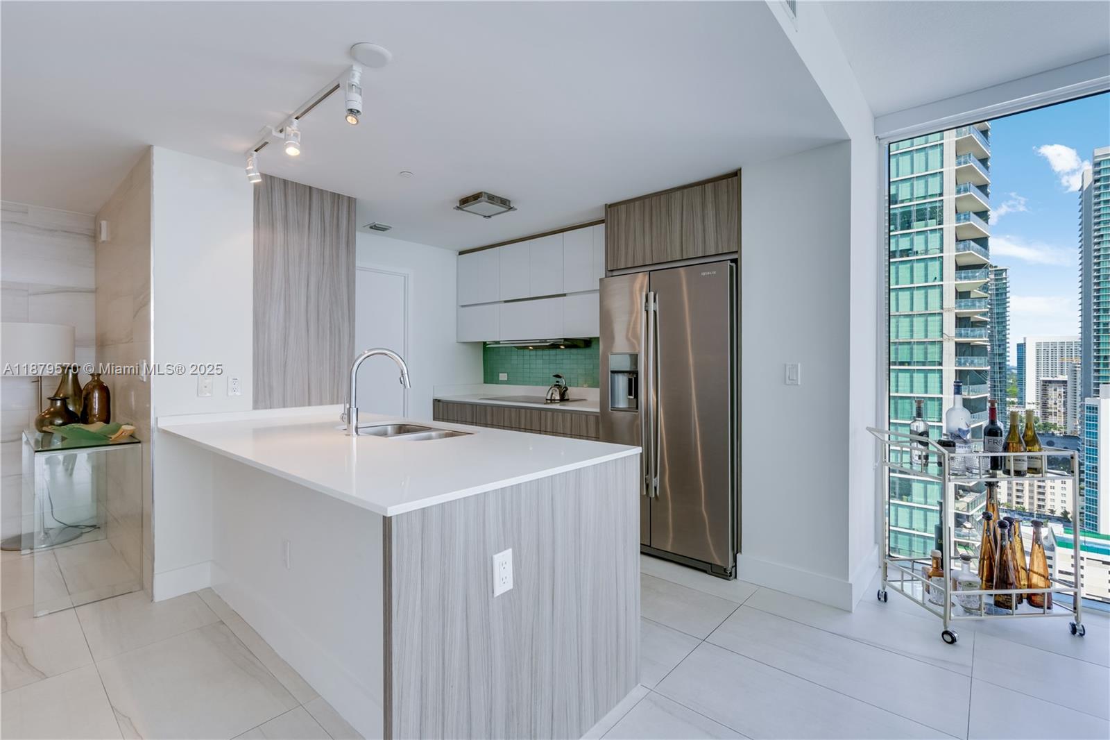 image Bay House Miami Condo19