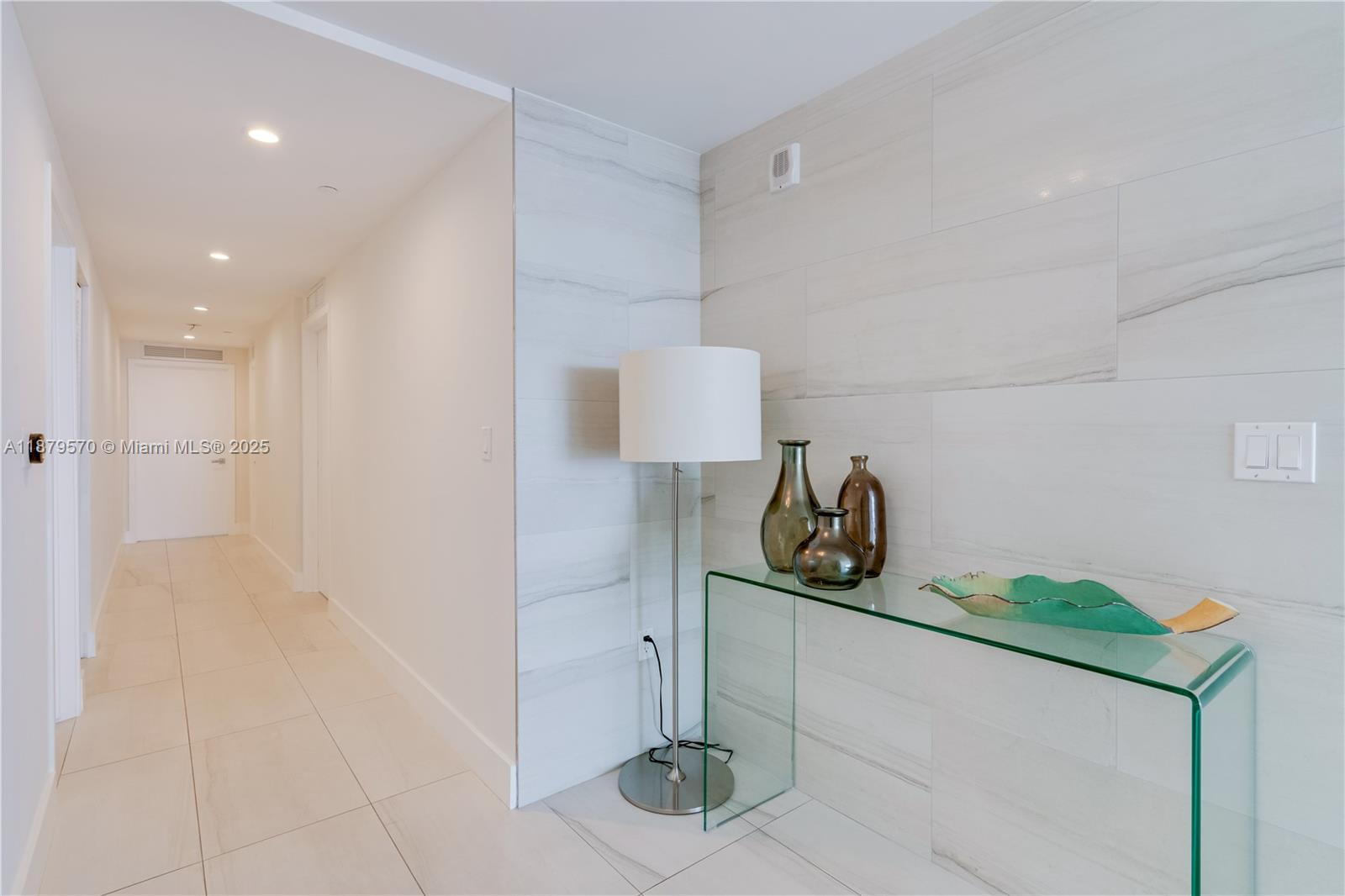 image Bay House Miami Condo26