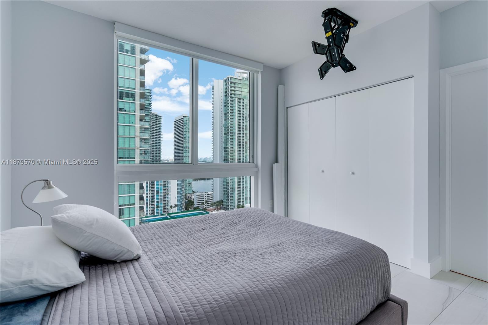 image Bay House Miami Condo28