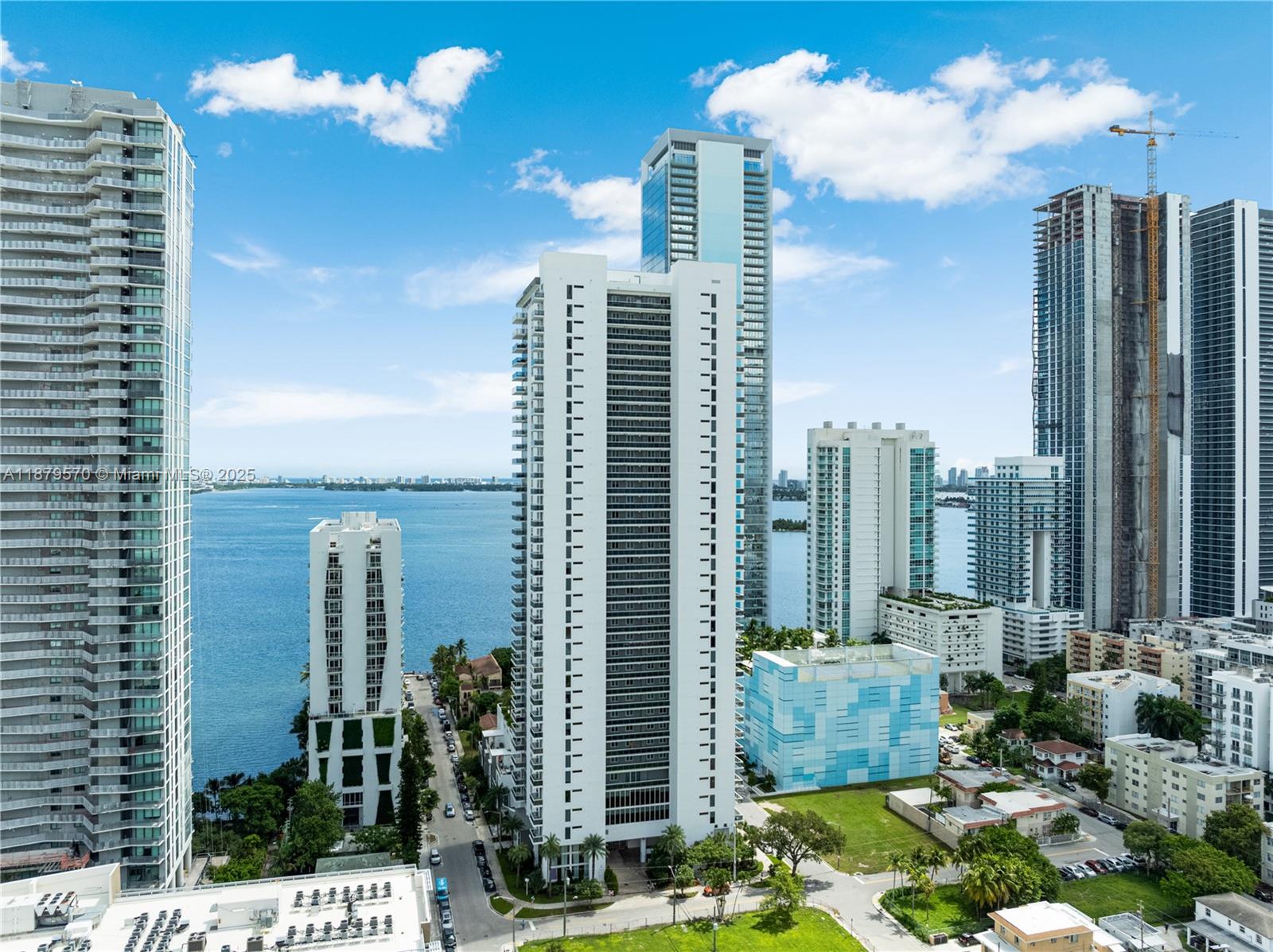 image Bay House Miami Condo45