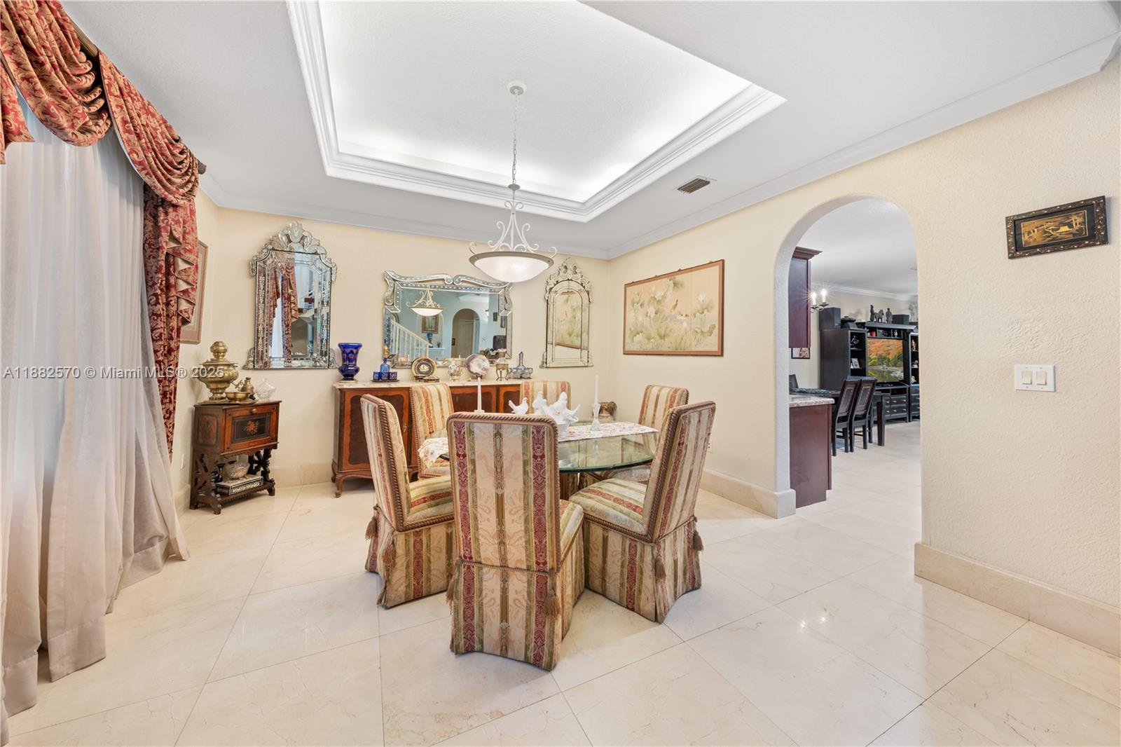 16533 NW 77th Path Miami Lakes, FL 33016