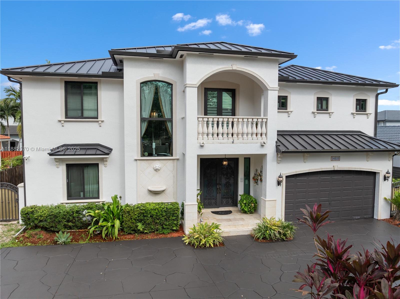 16533 NW 77th Path Miami Lakes, FL 33016