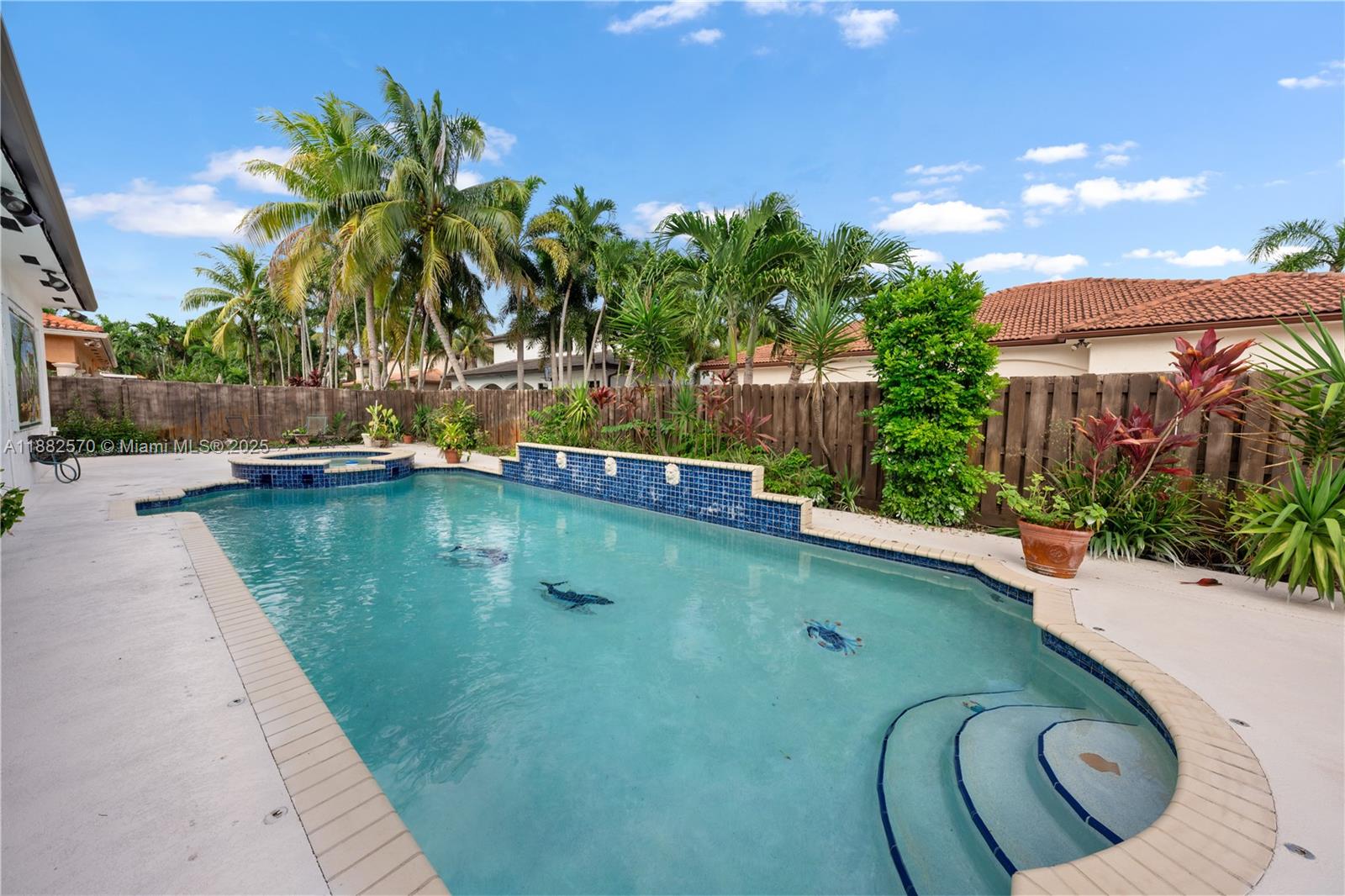 16533 NW 77th Path Miami Lakes, FL 33016