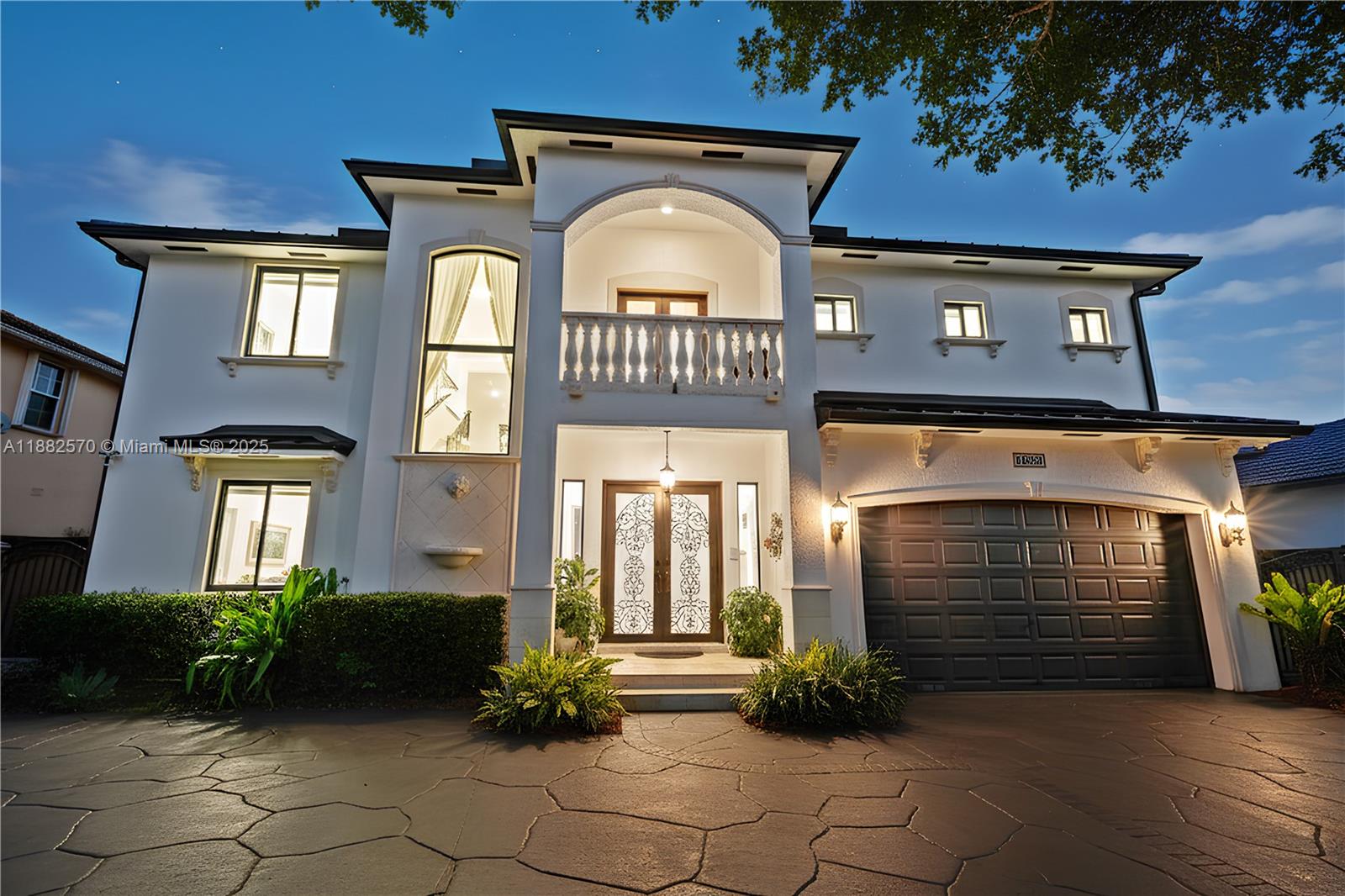 16533 NW 77th Path Miami Lakes, FL 33016