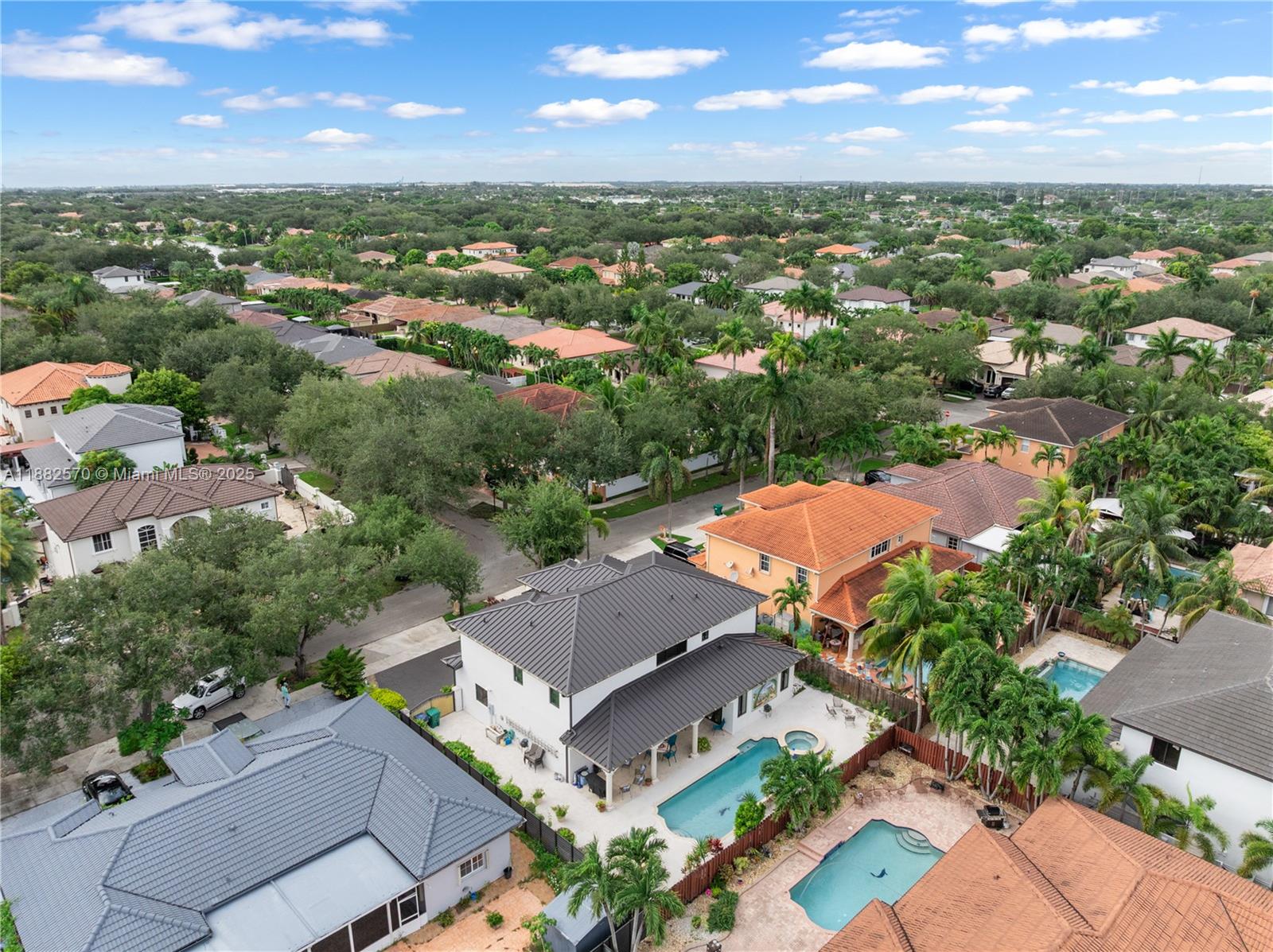 16533 NW 77th Path Miami Lakes, FL 33016