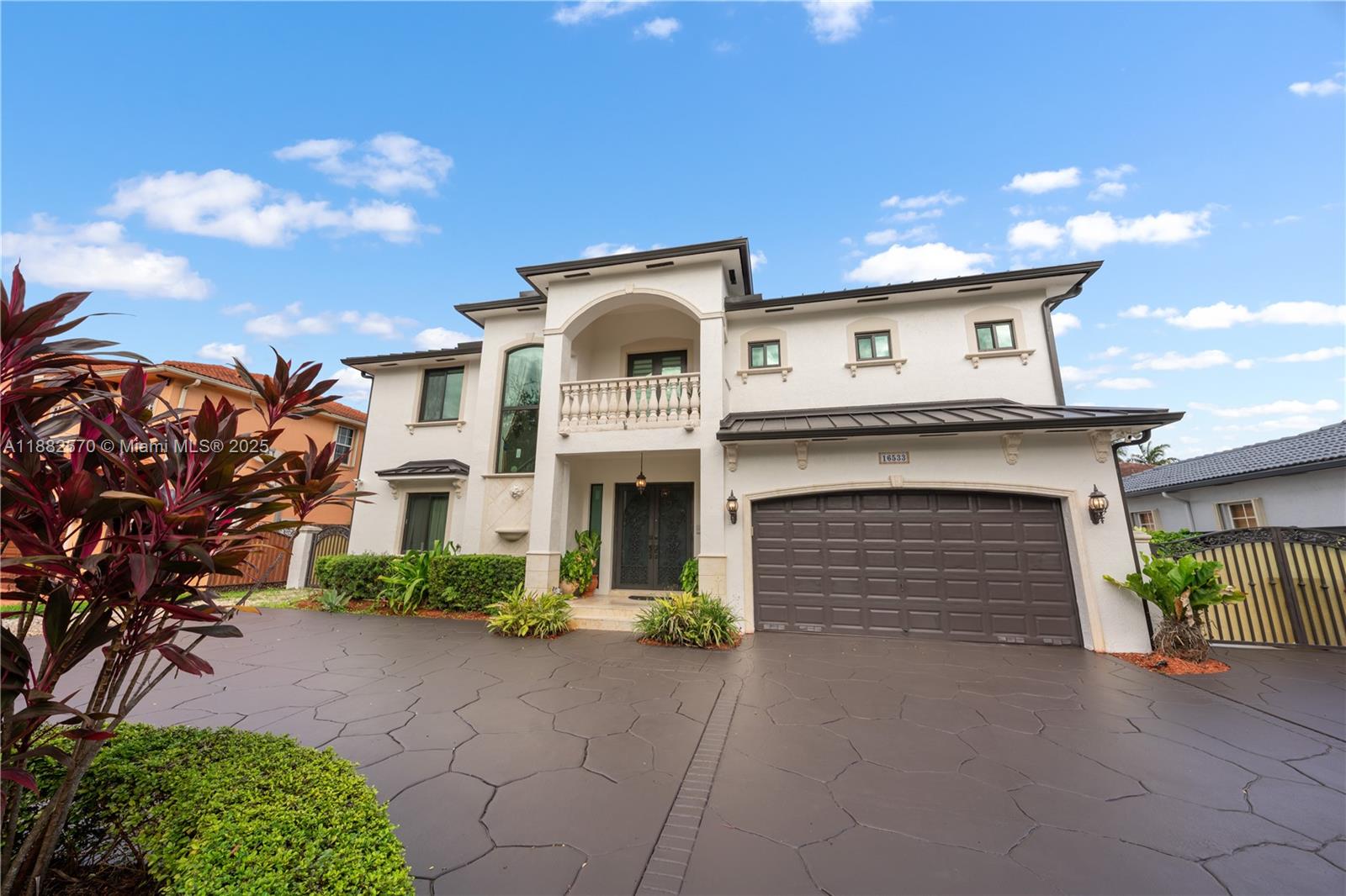 16533 NW 77th Path Miami Lakes, FL 33016