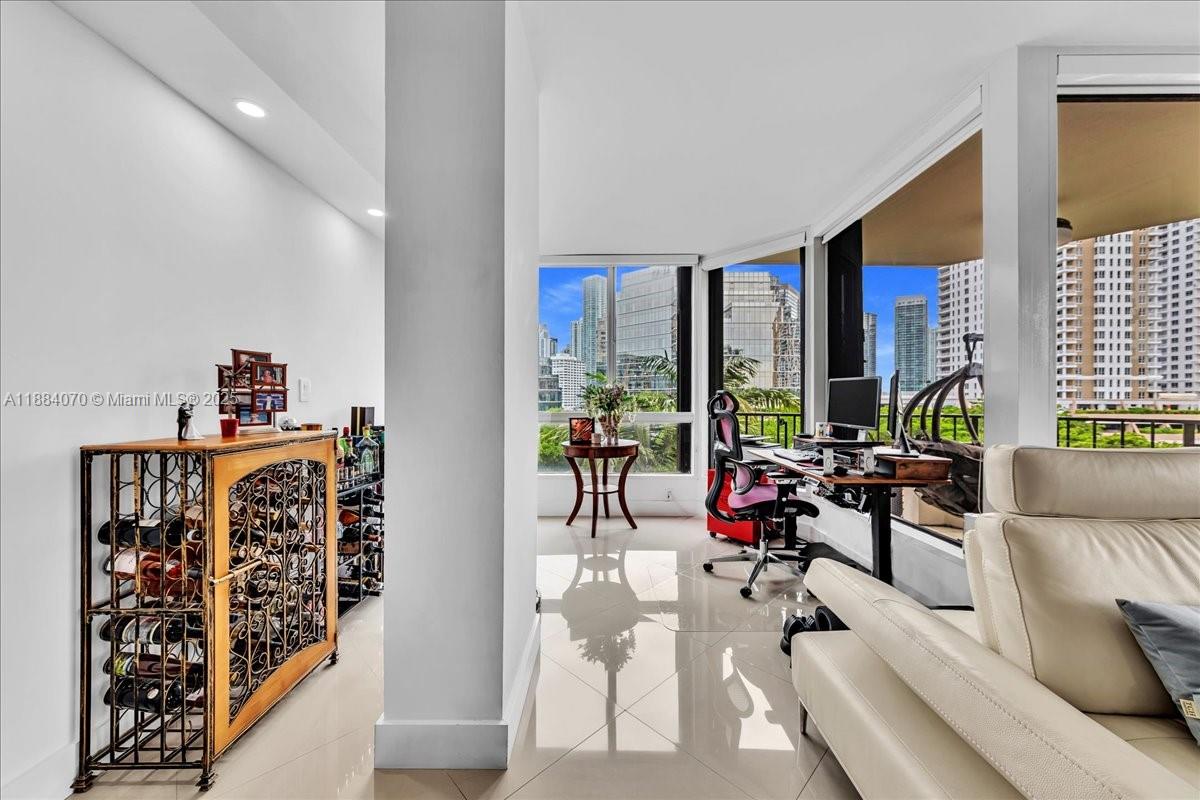 image Brickell Key One13