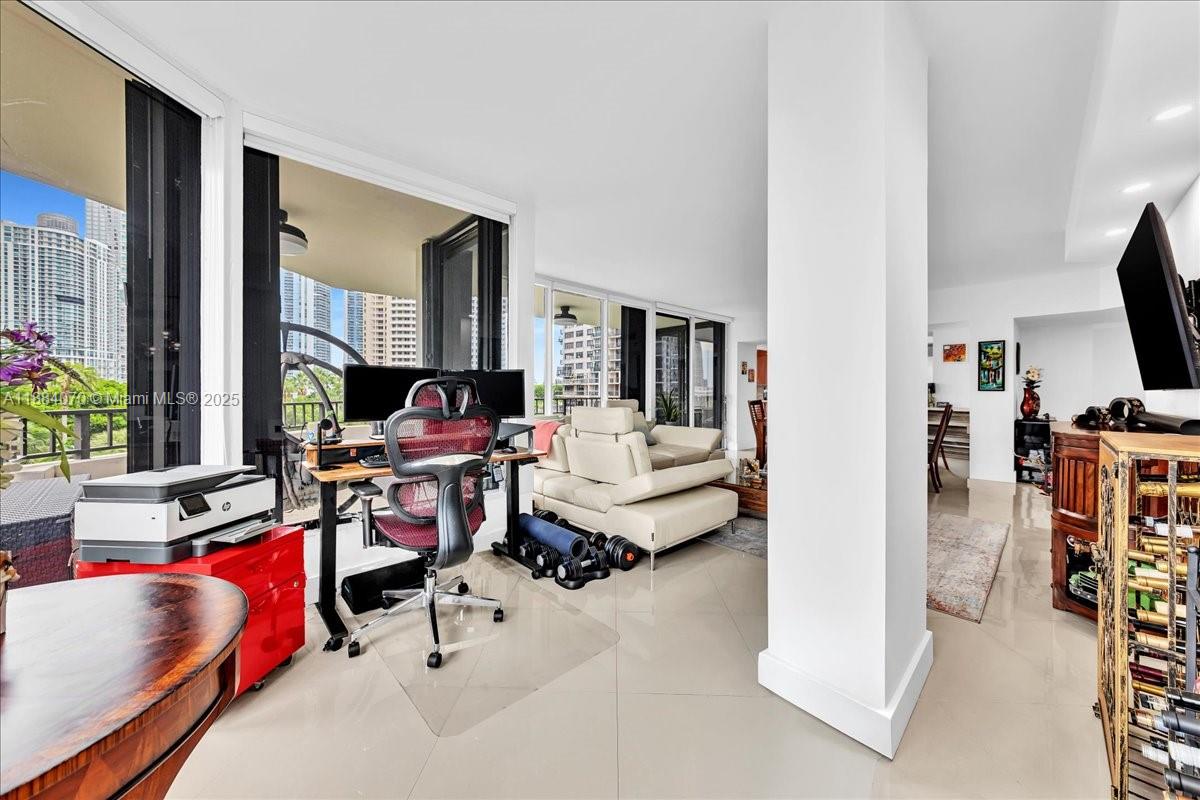 image Brickell Key One14