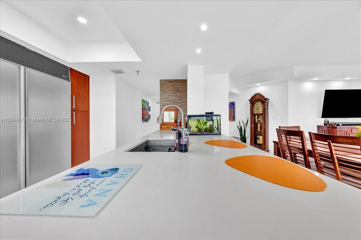 image Brickell Key One16