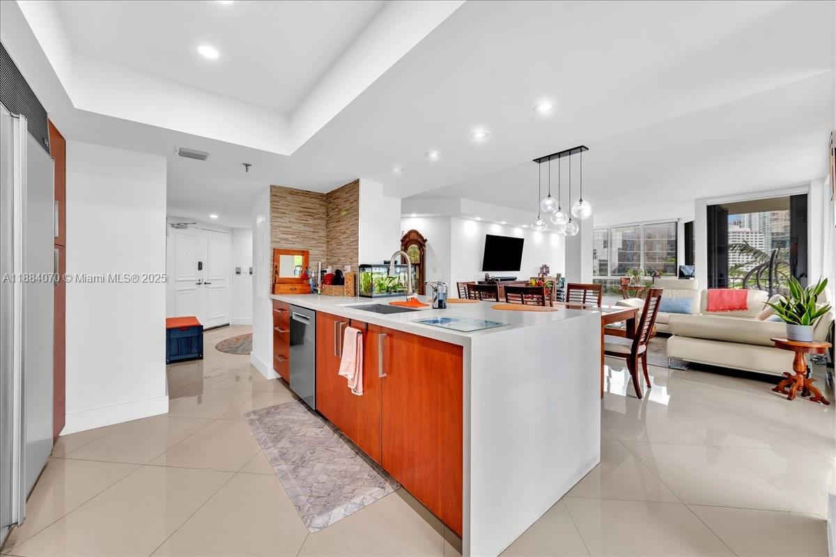 image Brickell Key One17