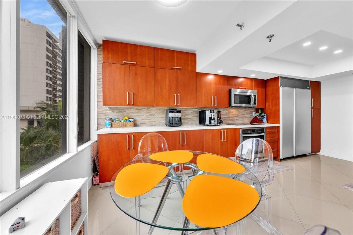 image Brickell Key One24