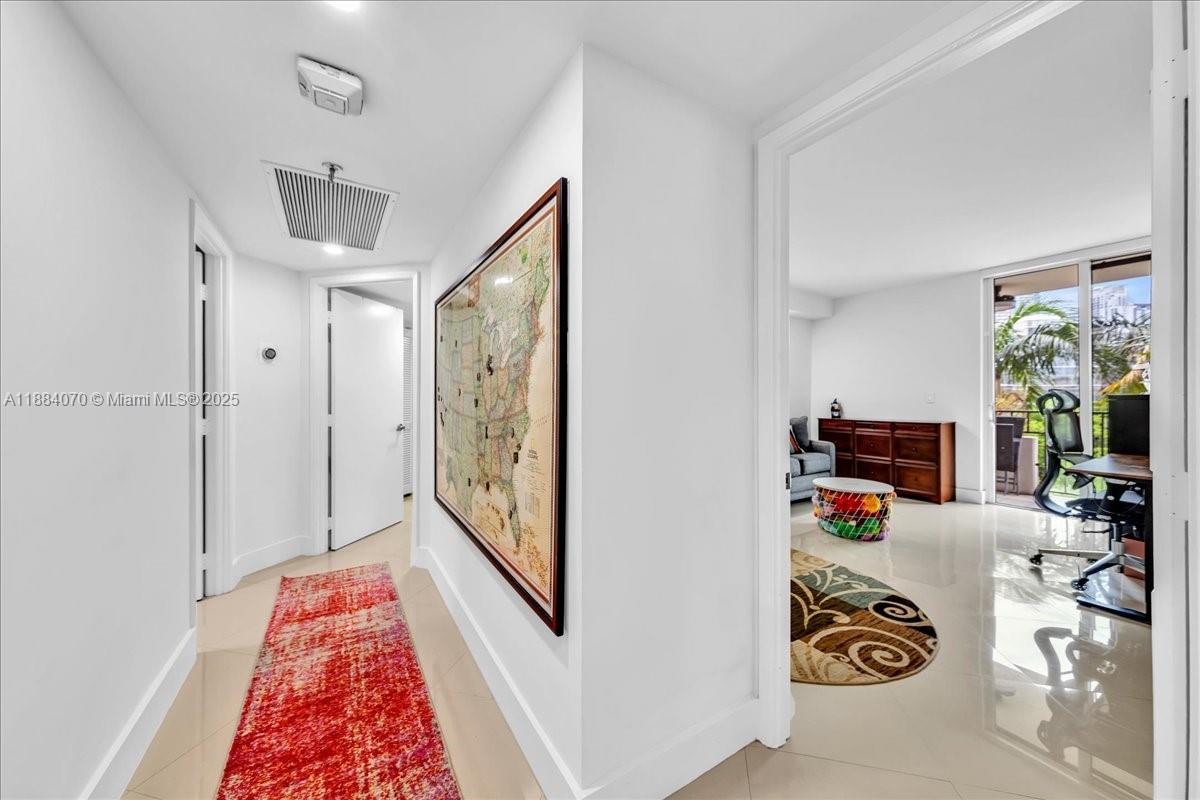 image Brickell Key One30