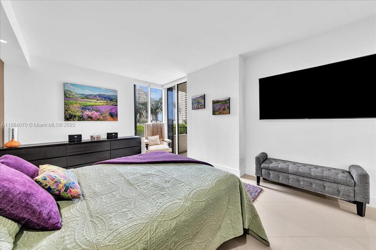 image Brickell Key One40
