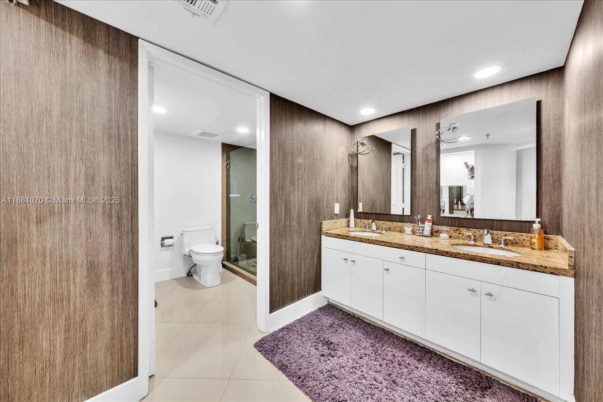 image Brickell Key One44