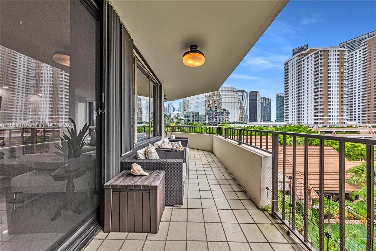 image Brickell Key One47