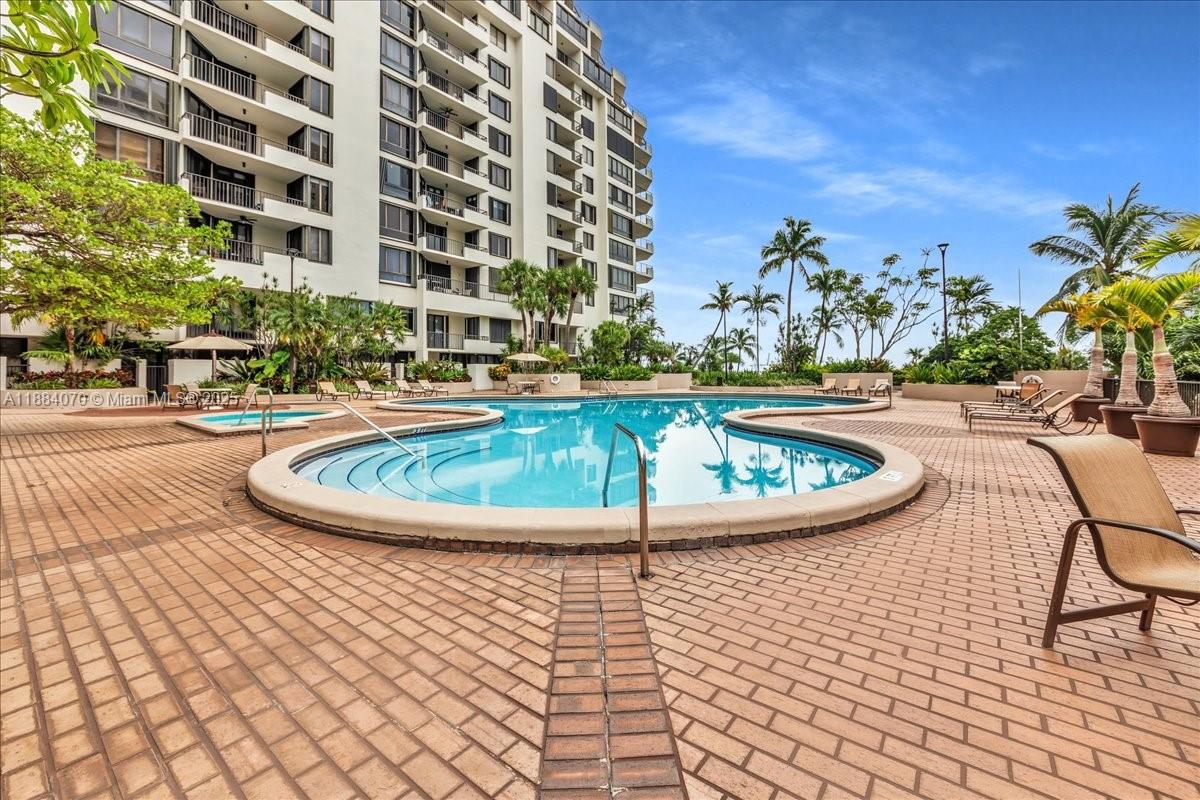image Brickell Key One62
