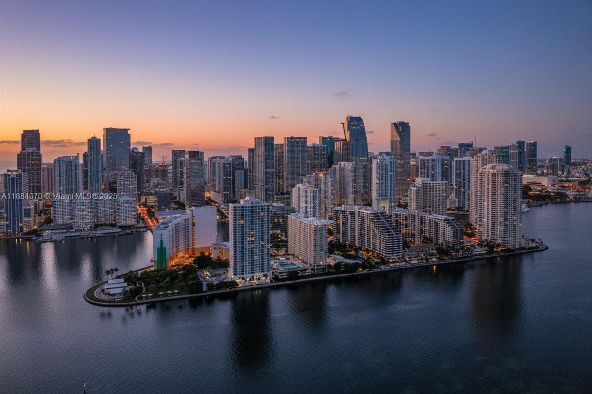 image Brickell Key One70