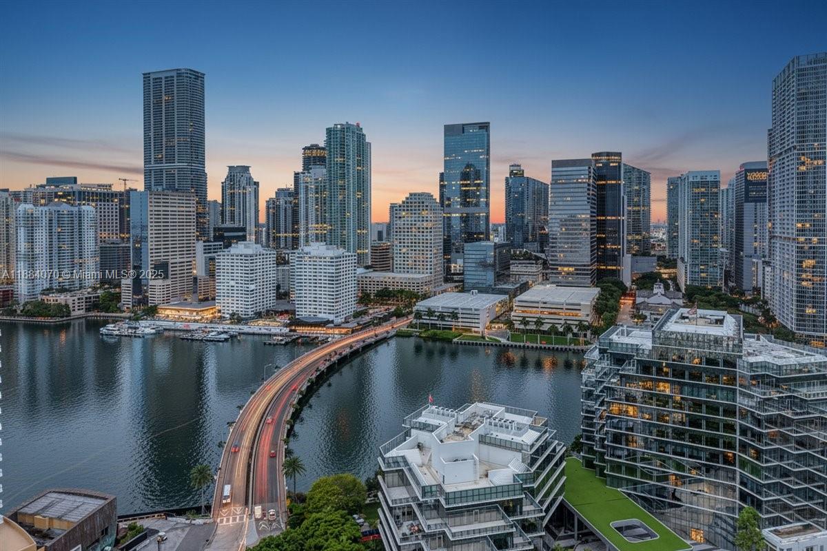 image Brickell Key One71