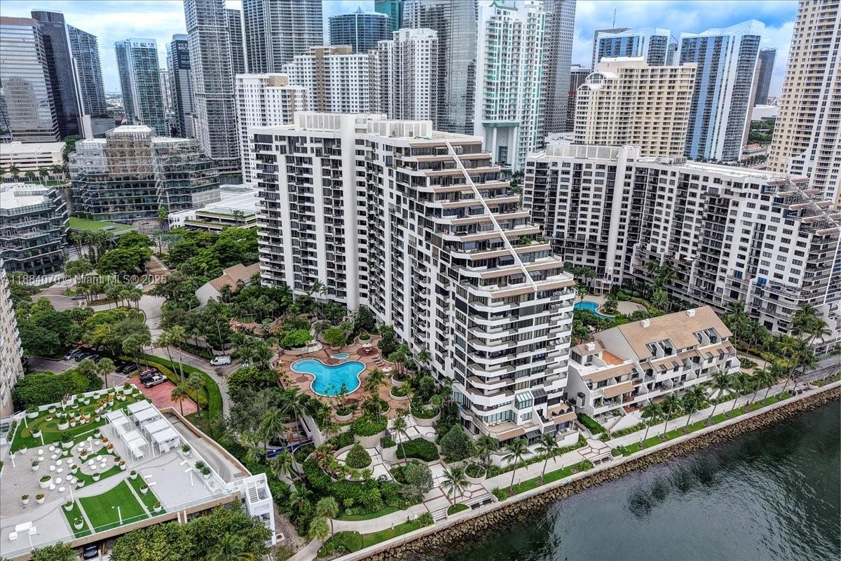 image Brickell Key One73