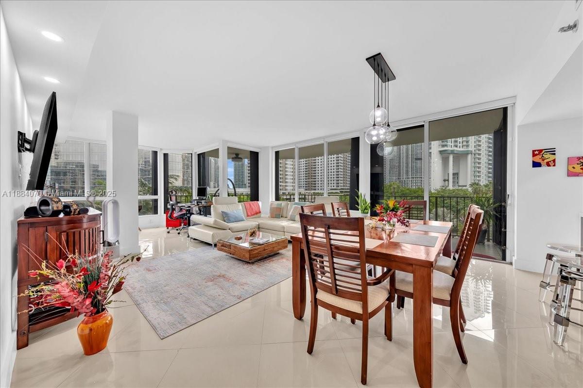 image Brickell Key One7