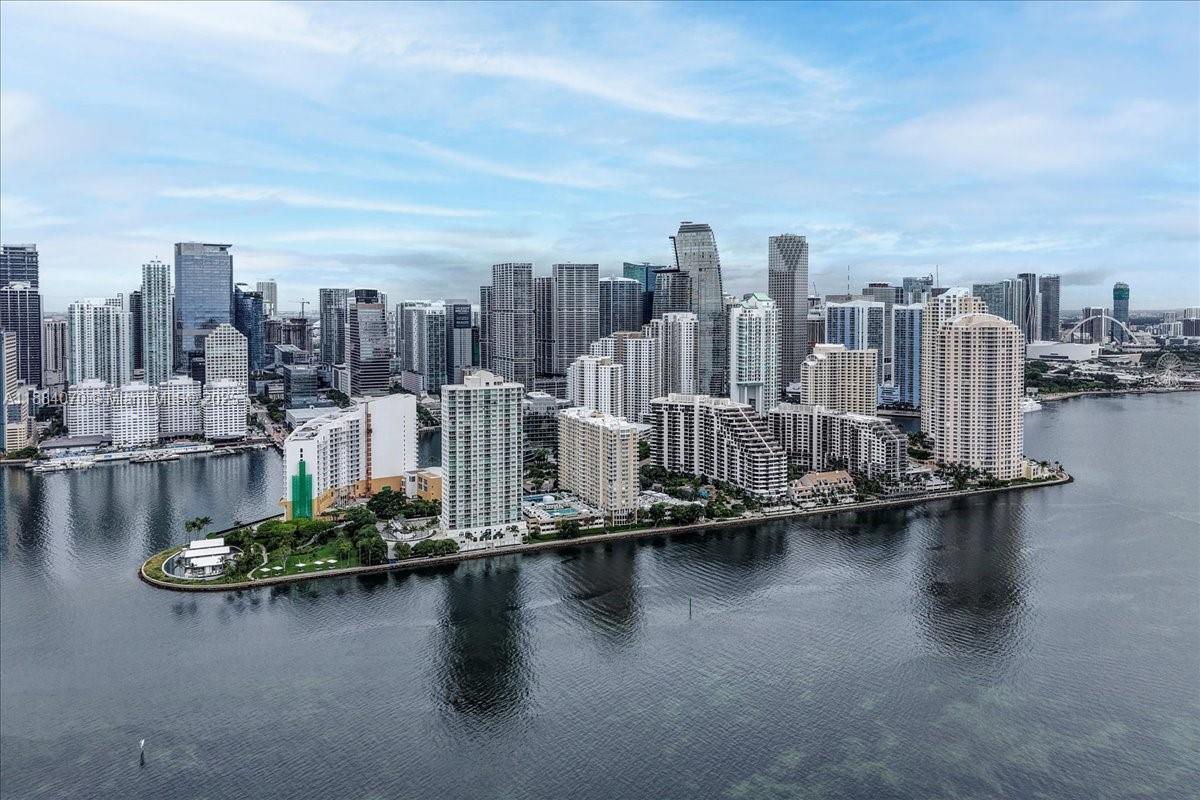 image Brickell Key One81