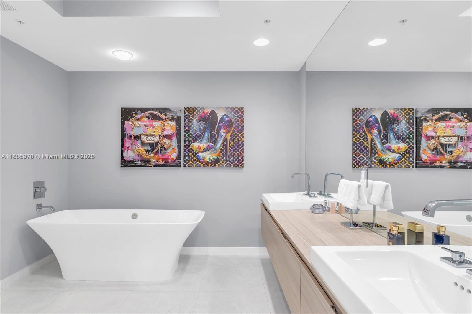 17111 Biscayne Blvd #602 North Miami Beach, FL 33160