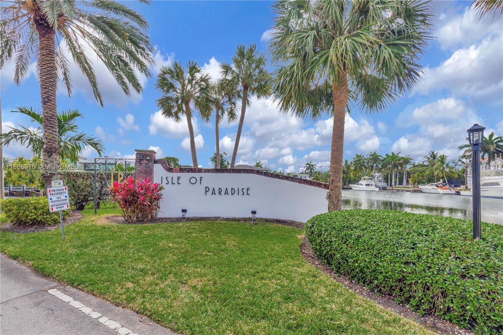 440 Paradise Isle Blvd #109