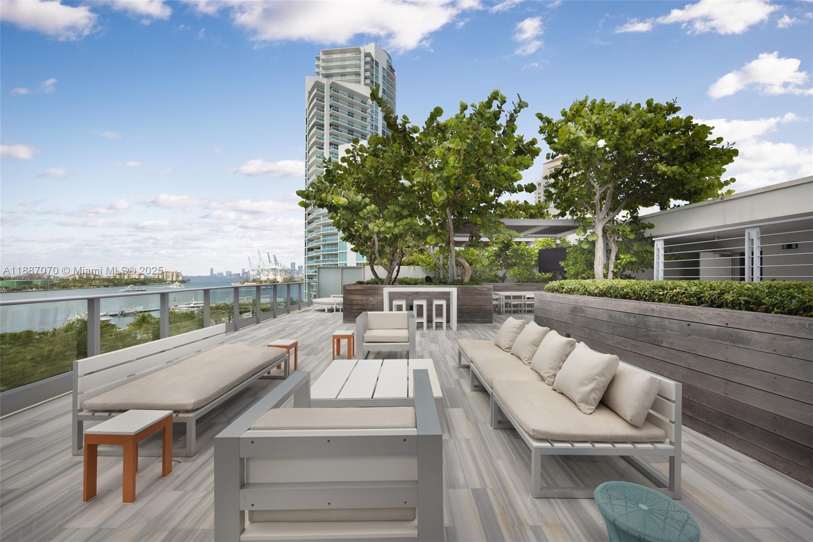 image Marea Condo1