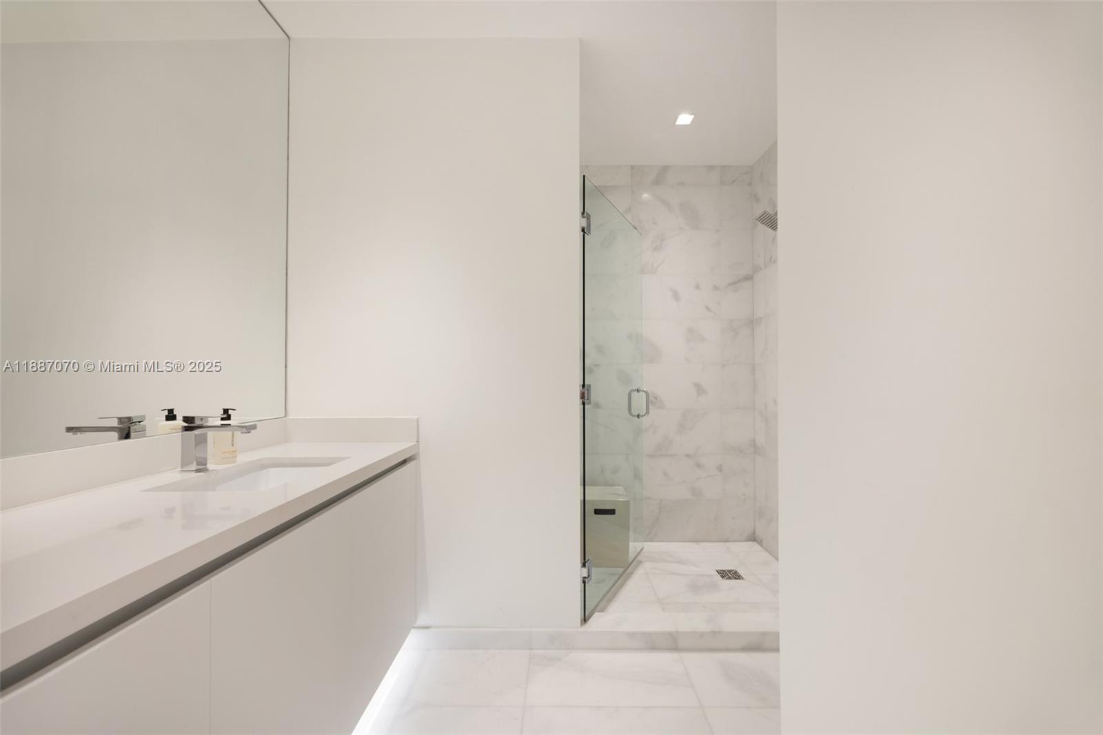 image Marea Condo24