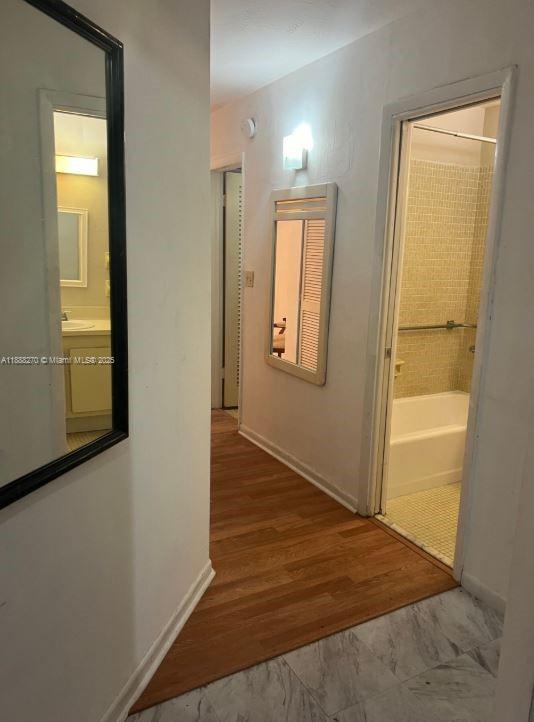 19080 NE 3rd Ct #312 Miami, FL 33179