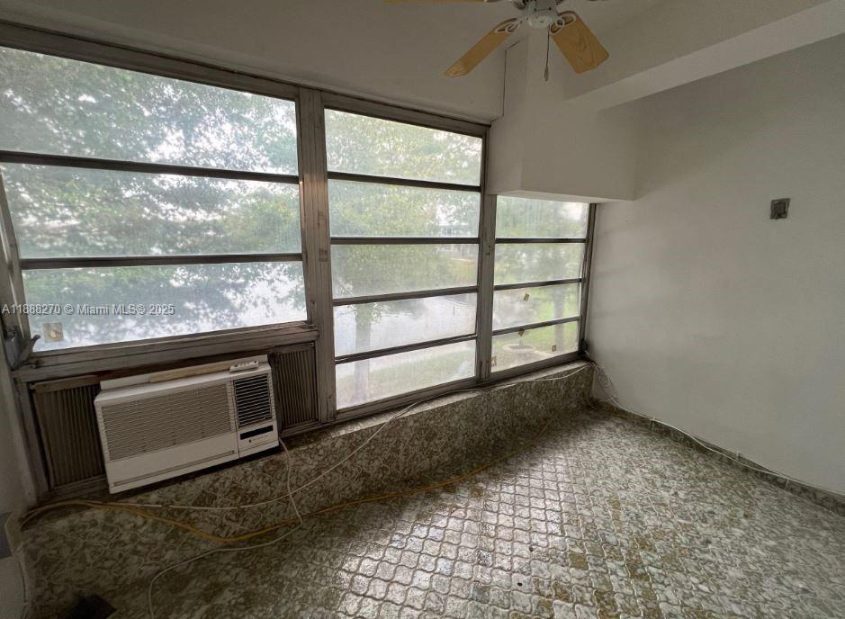 19080 NE 3rd Ct #312 Miami, FL 33179