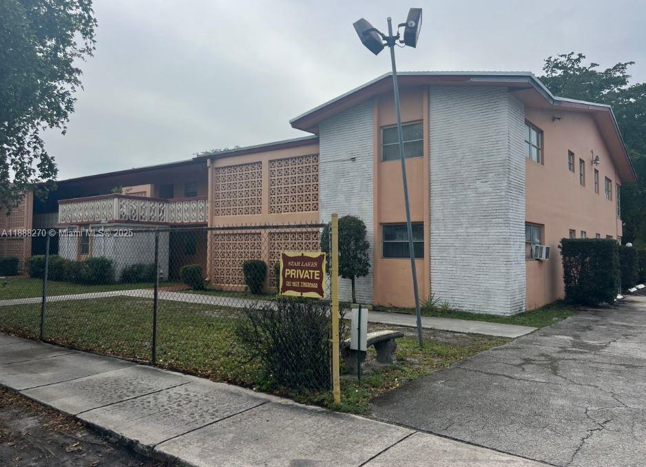 19080 NE 3rd Ct #312 Miami, FL 33179