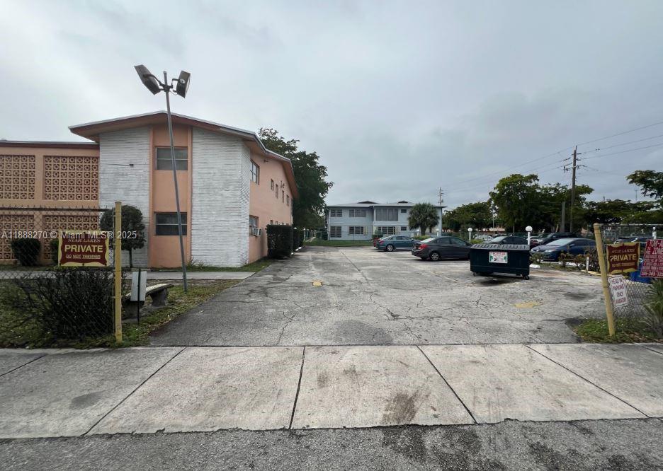 19080 NE 3rd Ct #312 Miami, FL 33179