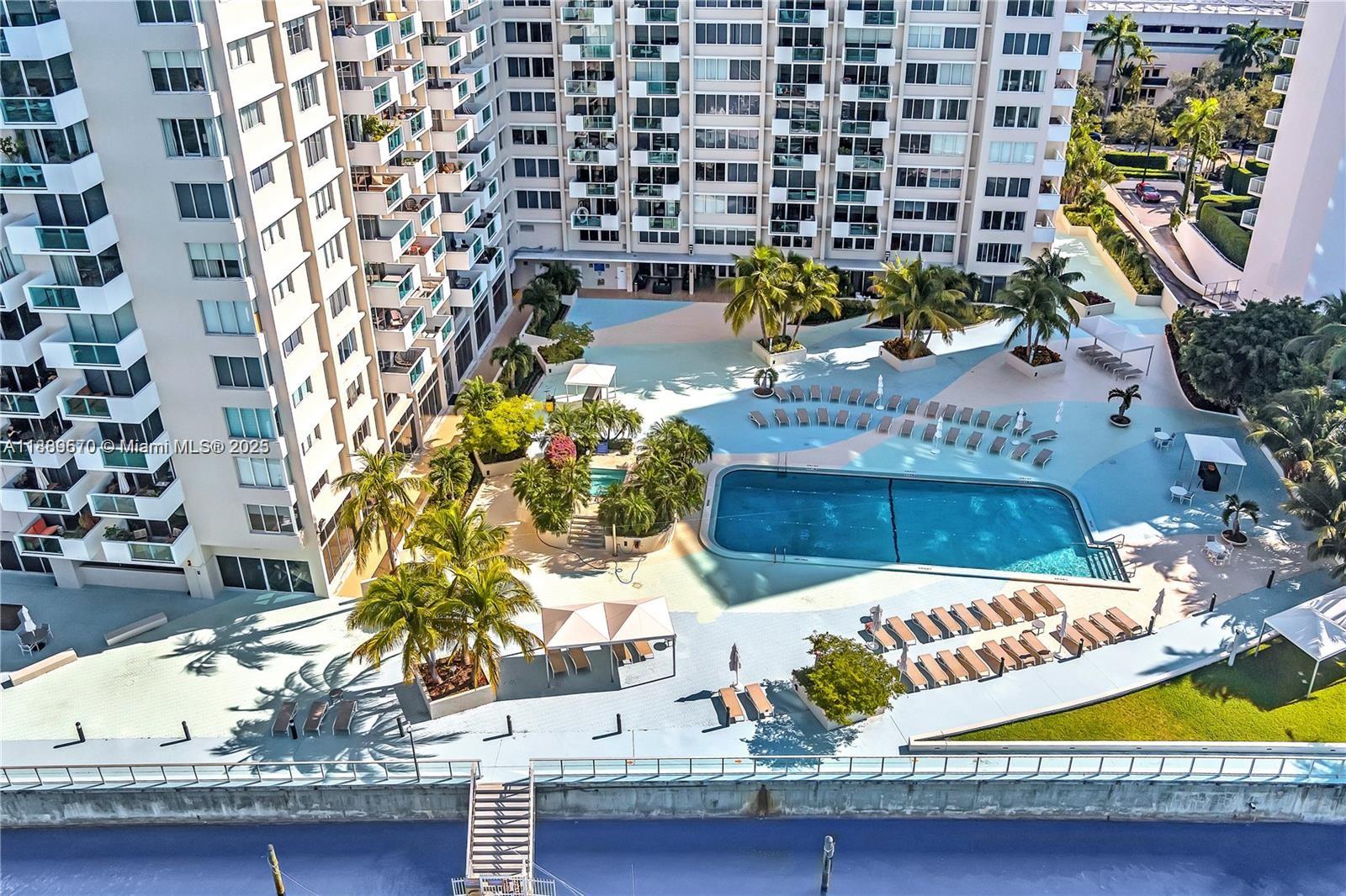 1200 West Ave #1008
