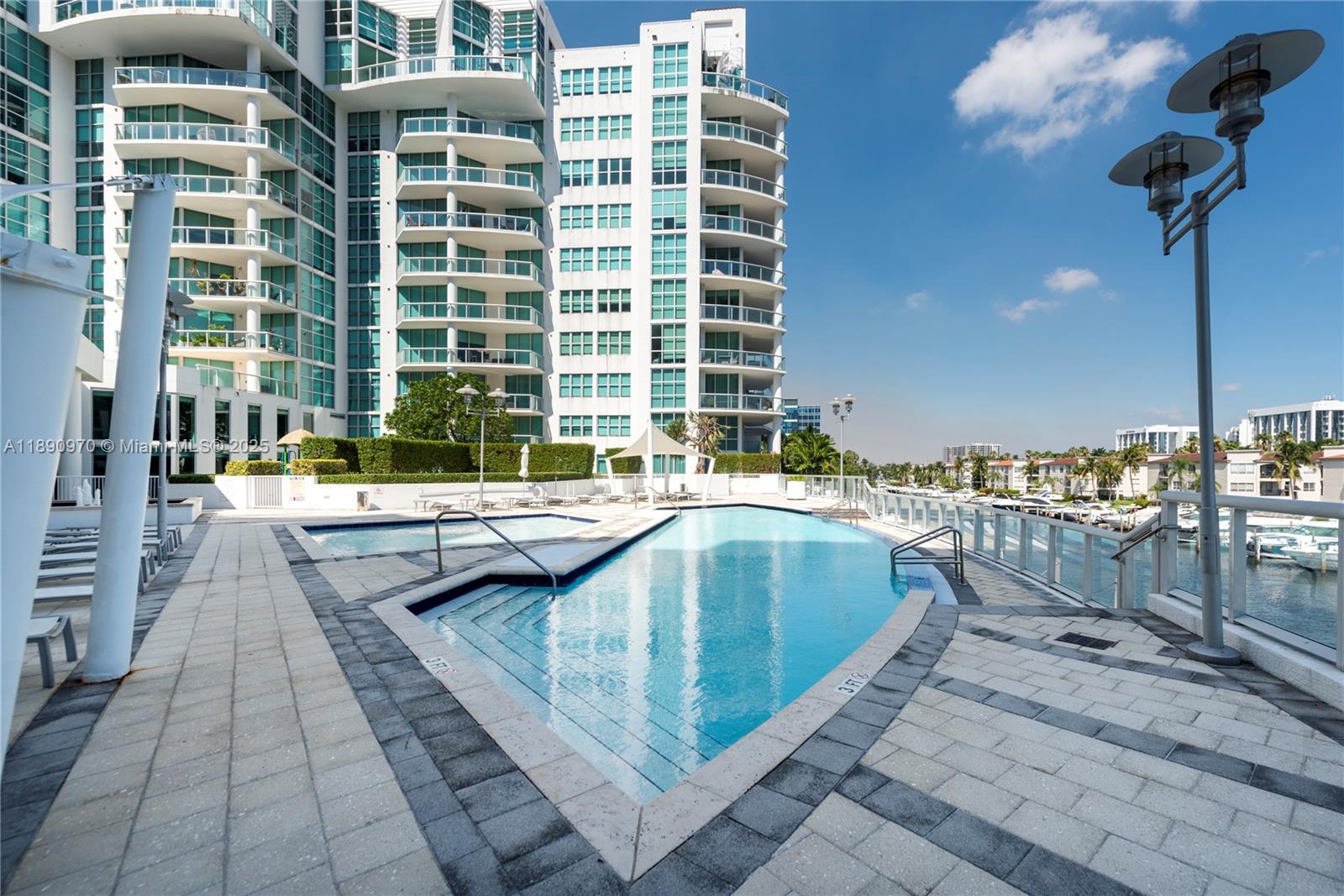image The Atrium At Aventura Co24