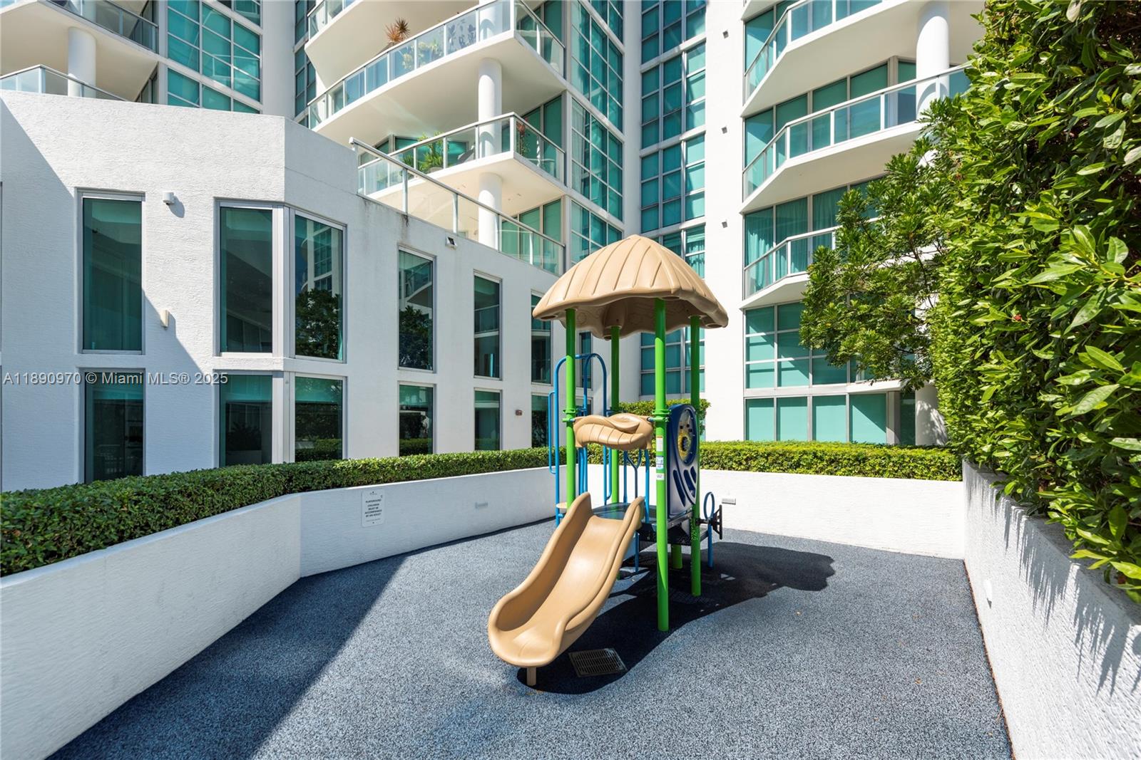 image The Atrium At Aventura Co28