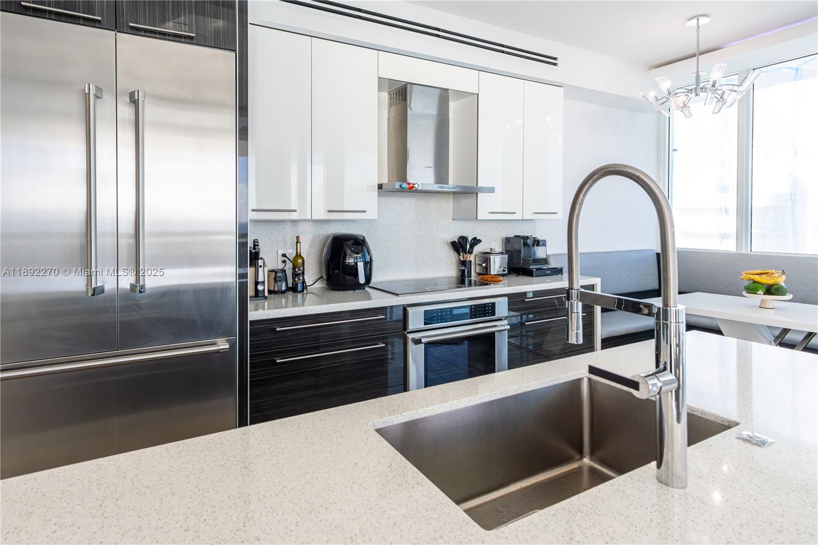 16425 Collins Ave #OS16A Sunny Isles Beach, FL 33160