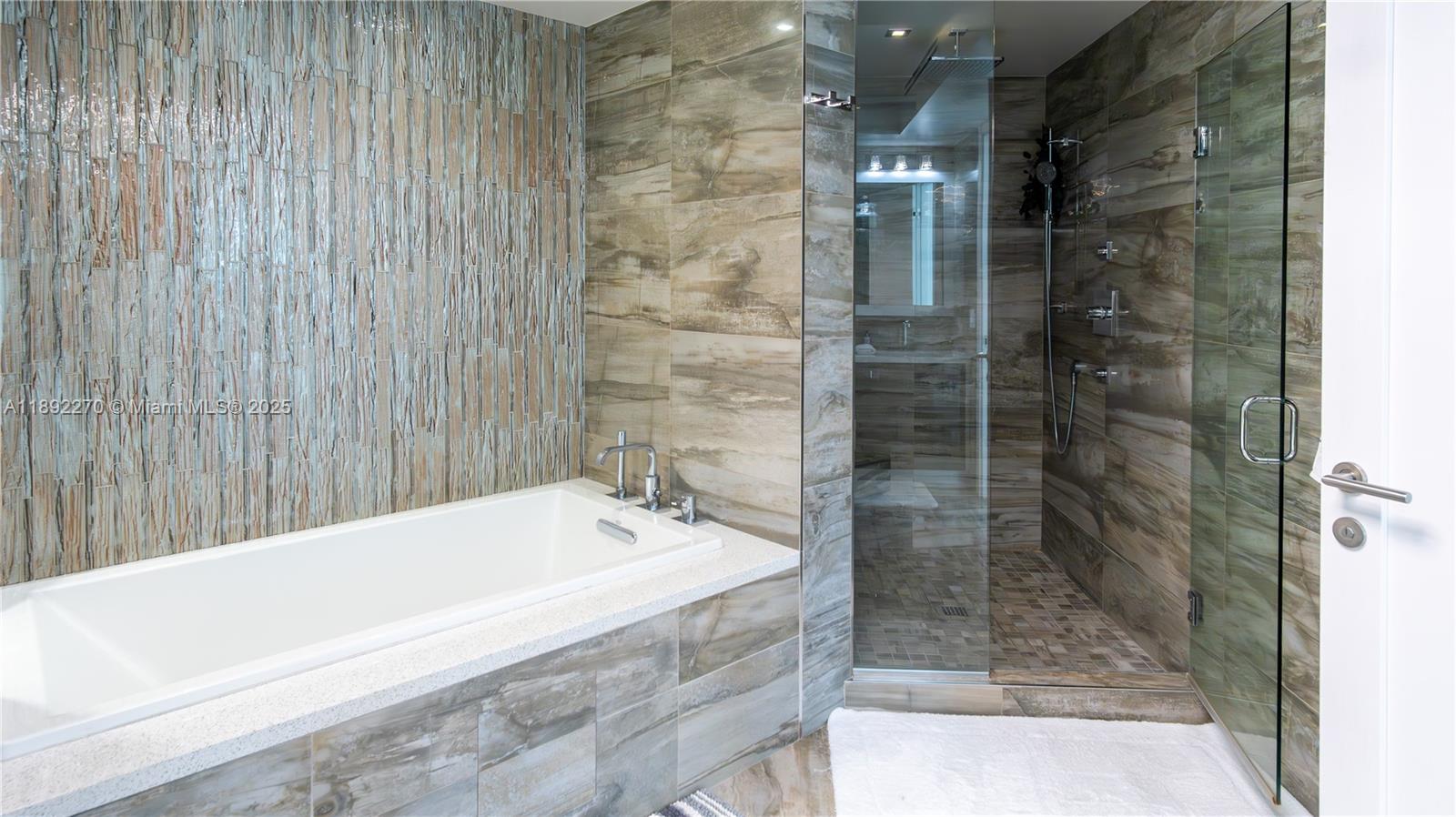 16425 Collins Ave #OS16A Sunny Isles Beach, FL 33160