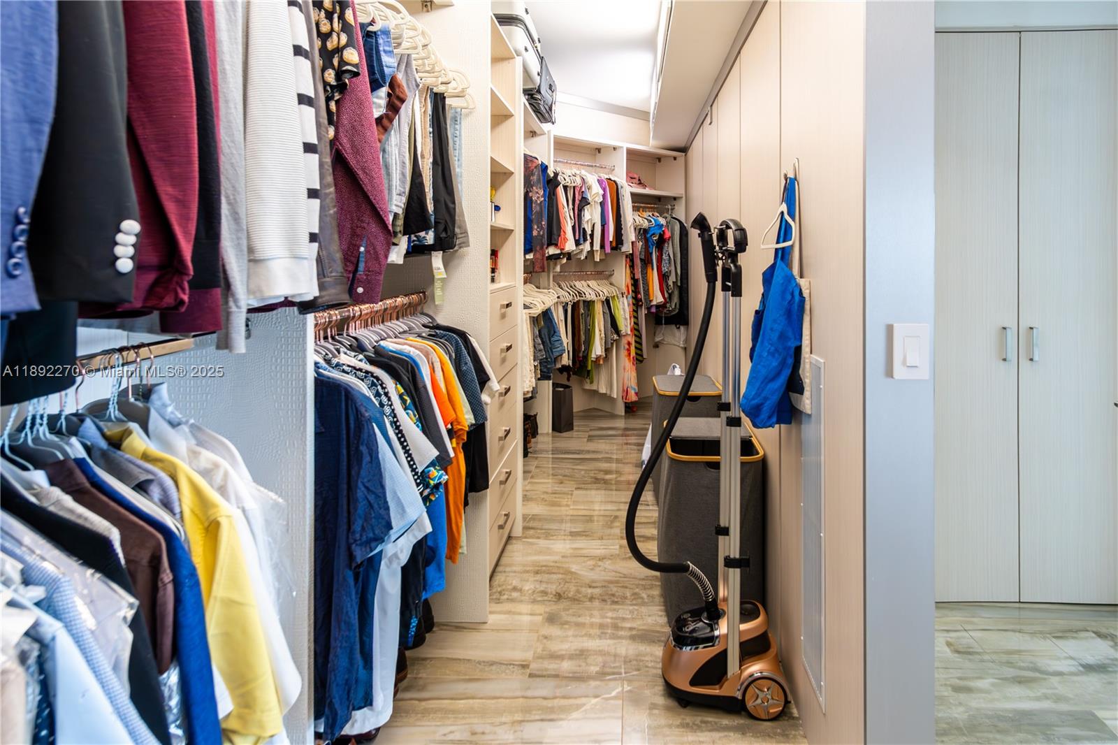 16425 Collins Ave #OS16A Sunny Isles Beach, FL 33160