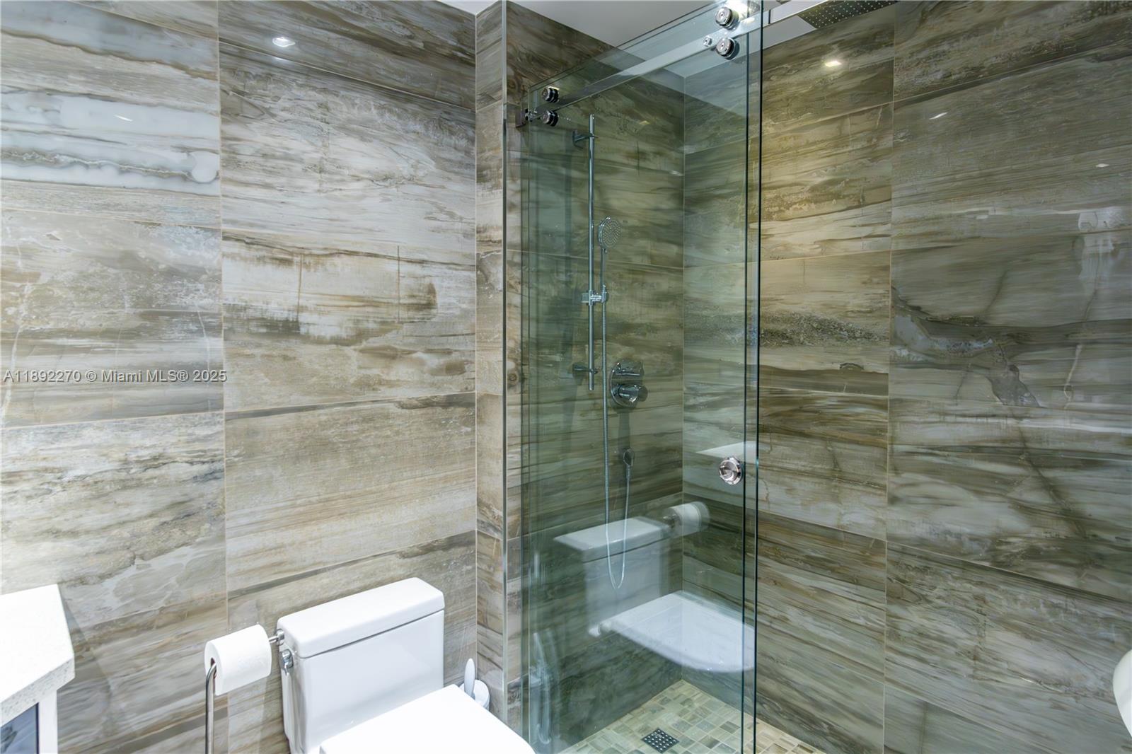 16425 Collins Ave #OS16A Sunny Isles Beach, FL 33160