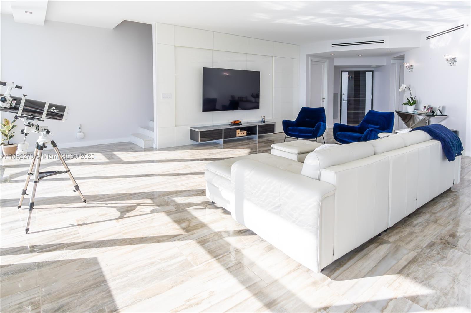 16425 Collins Ave #OS16A Sunny Isles Beach, FL 33160