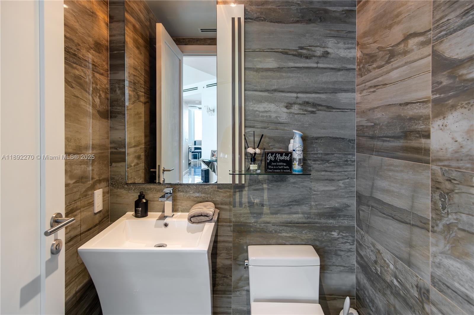 16425 Collins Ave #OS16A Sunny Isles Beach, FL 33160