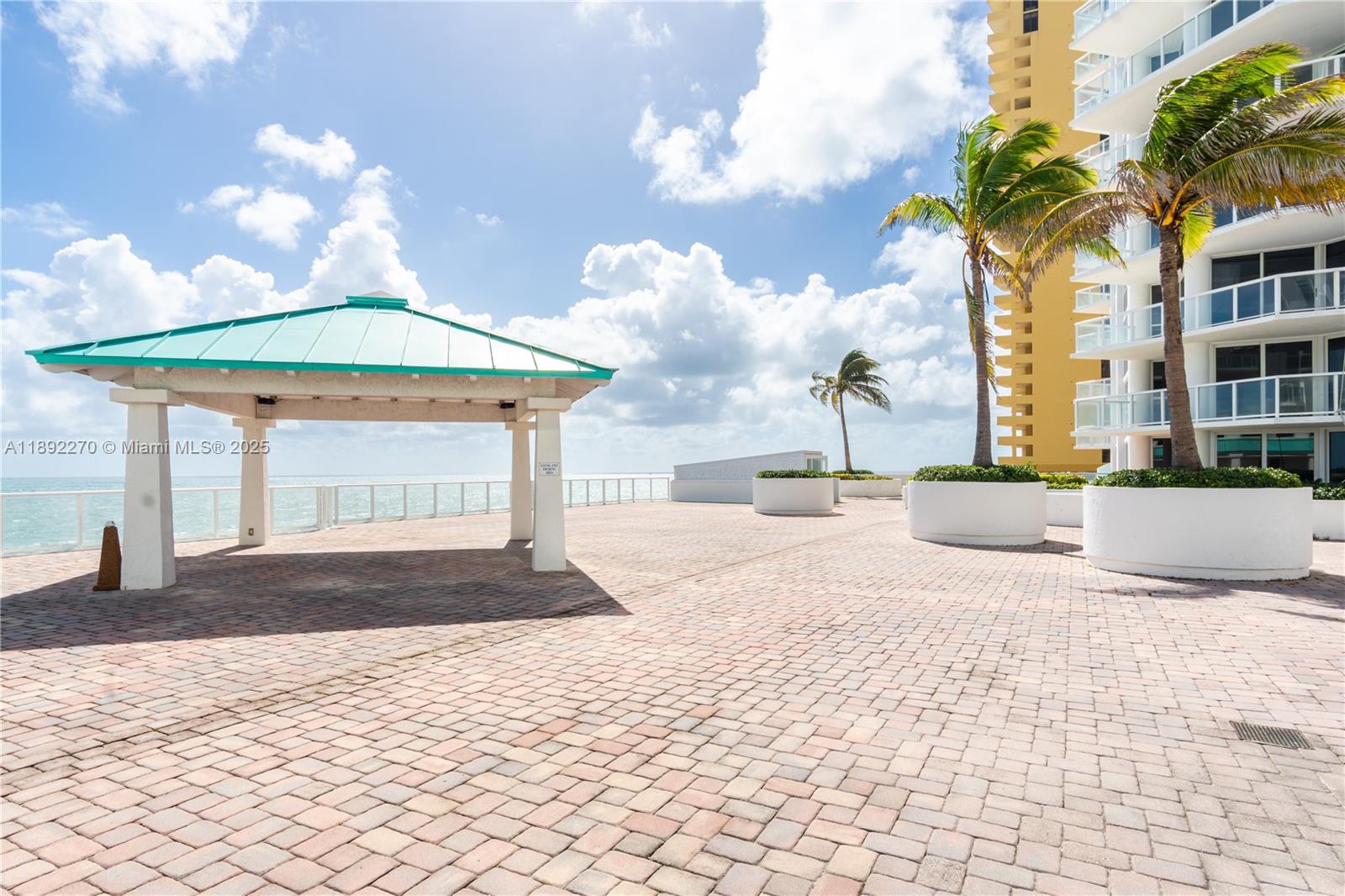 16425 Collins Ave #OS16A Sunny Isles Beach, FL 33160