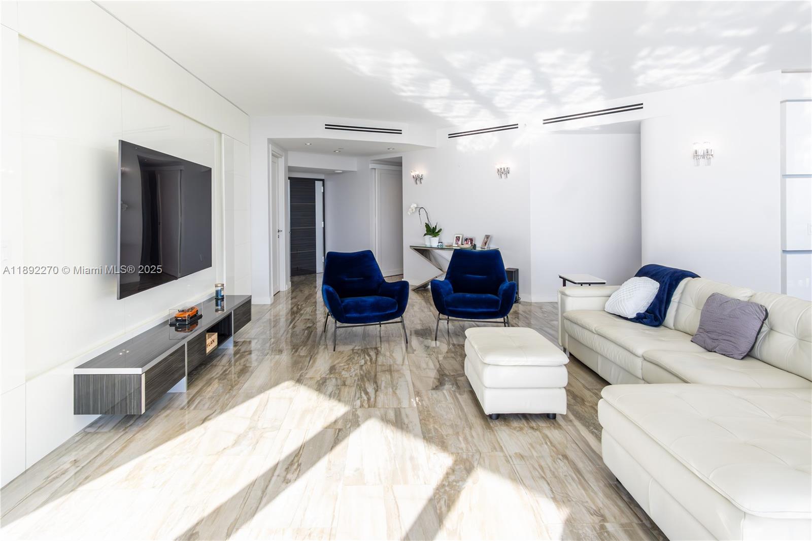 16425 Collins Ave #OS16A Sunny Isles Beach, FL 33160