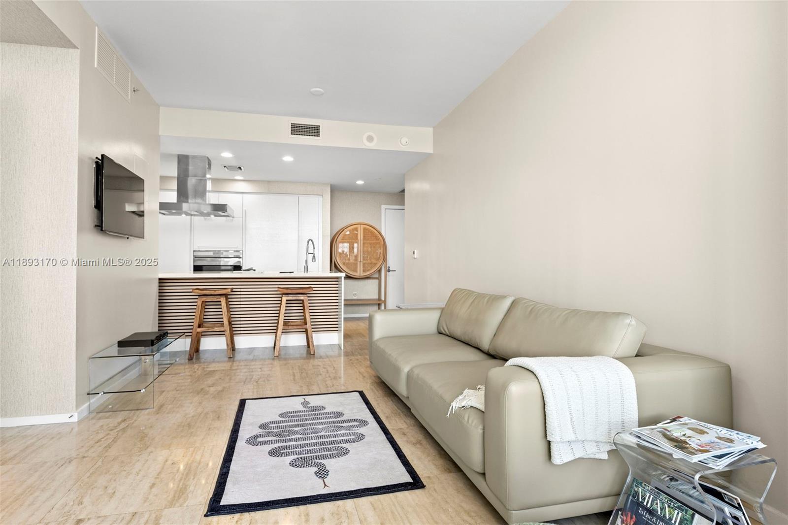 1445 16th St #1104 Miami Beach, FL 33139