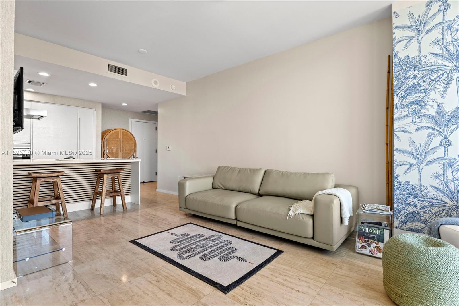 1445 16th St #1104 Miami Beach, FL 33139