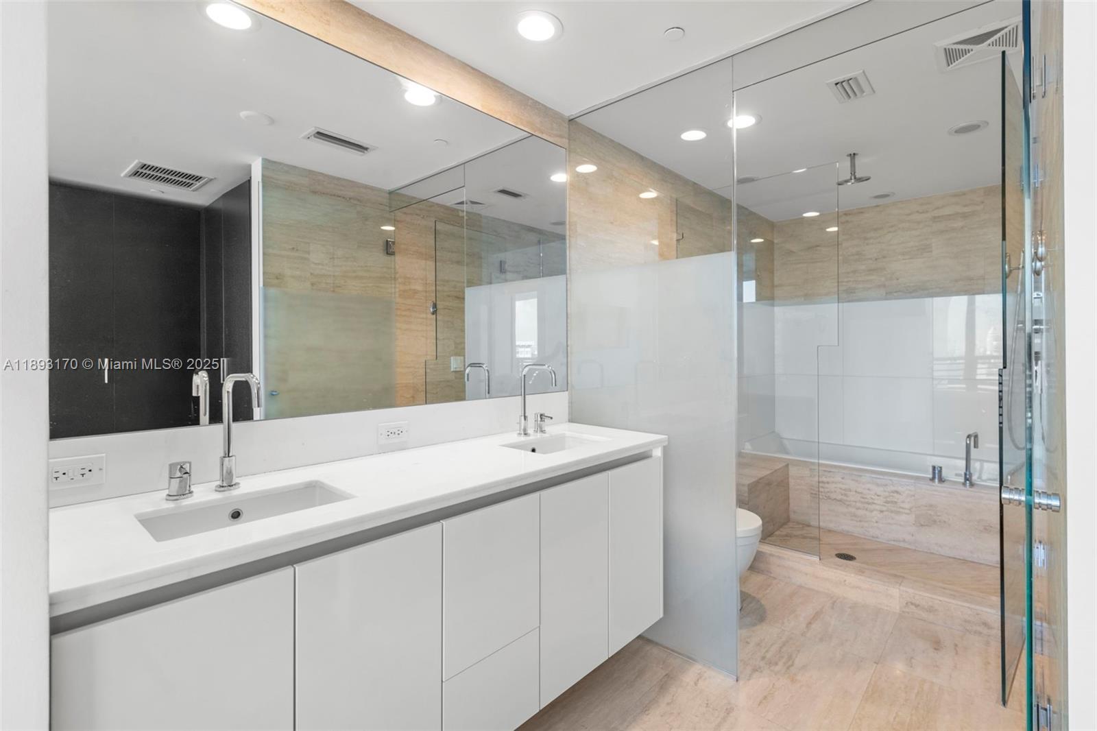 1445 16th St #1104 Miami Beach, FL 33139